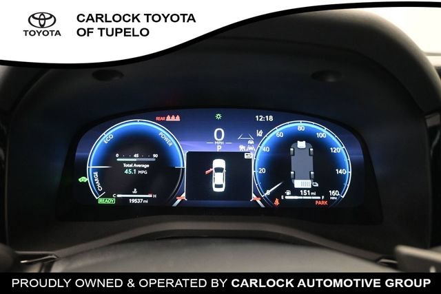 Used 2025 Toyota Camry XSE FWD image 19