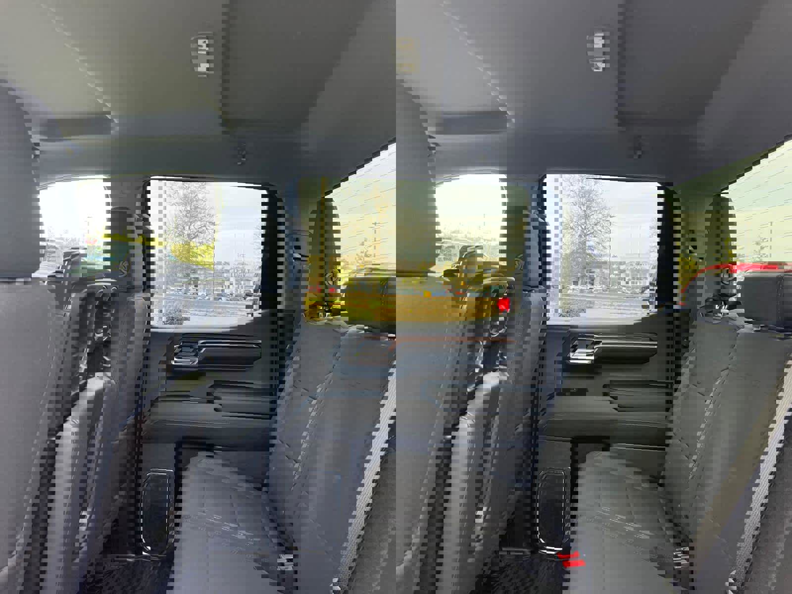 Certified 2024 Chevrolet Silverado 1500 LT AWD/4WD image 28