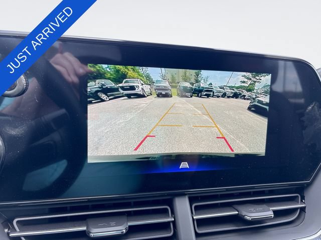 New 2026 Chevrolet Trax RS w/ Sunroof Package FWD image 17