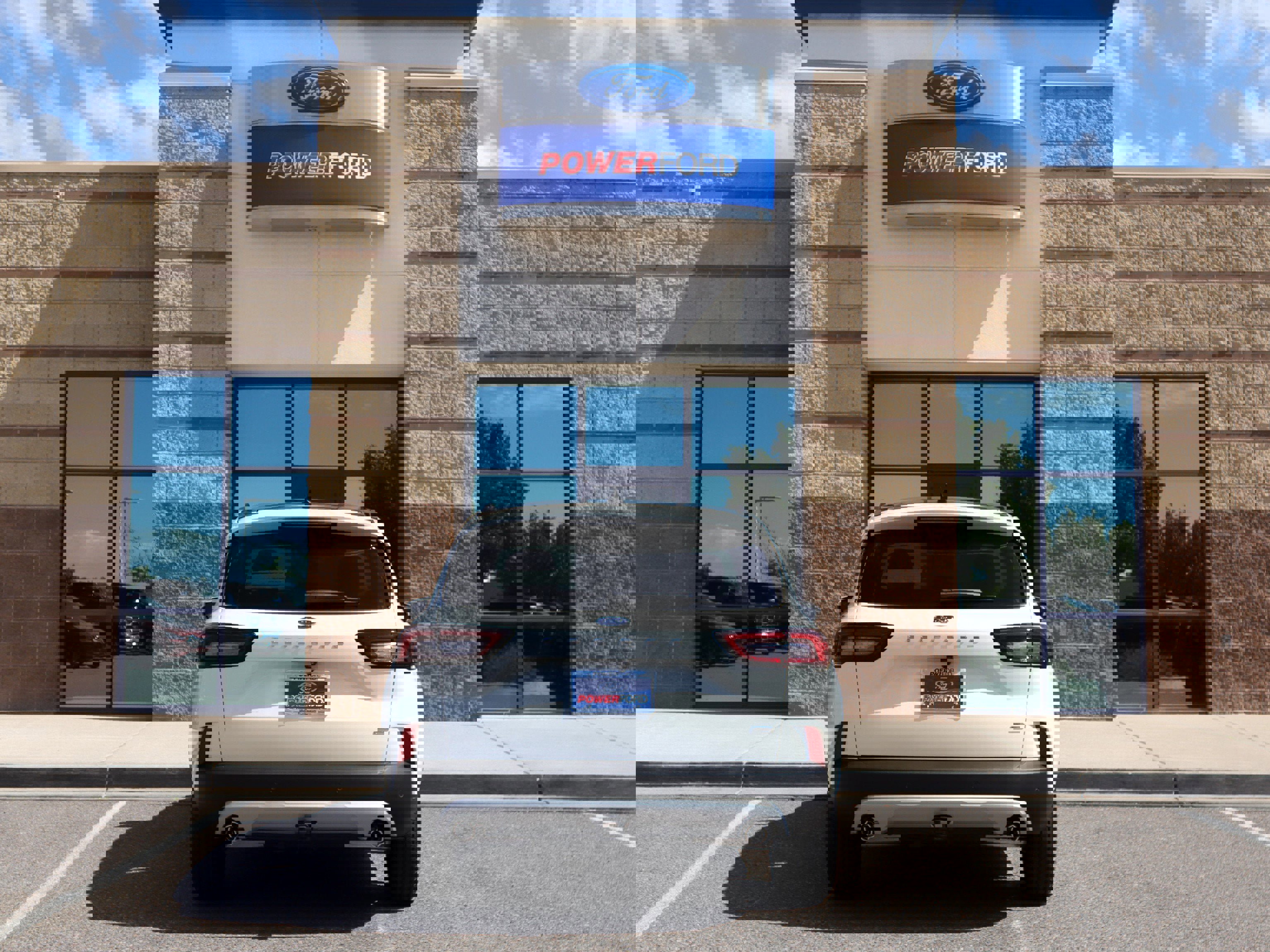 New 2025 Ford Escape SE w/ PHEV Premium Package image 7