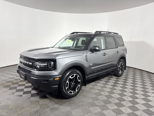 Used 2023 Ford Bronco Sport Outer Banks image 3