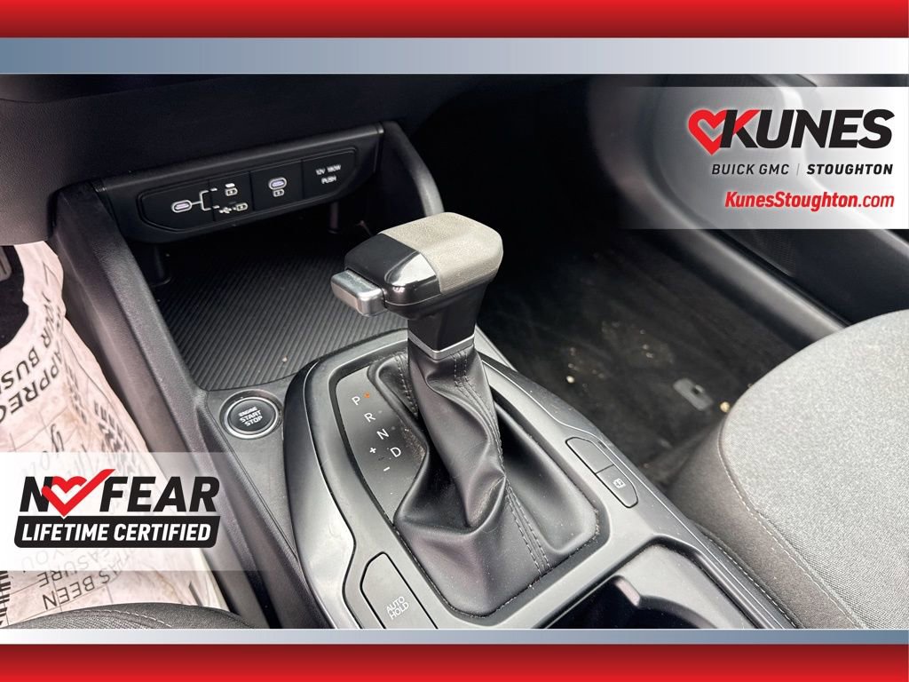 Used 2025 Kia K4 LXS image 33