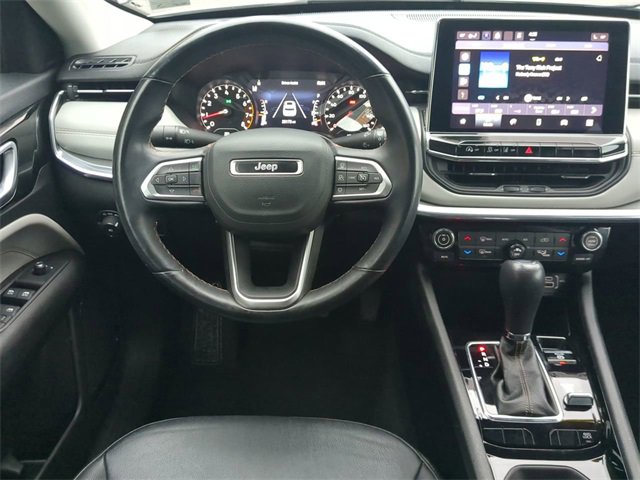 Used 2022 Jeep Compass Limited image 15