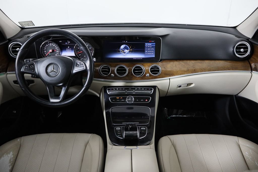 Used 2017 Mercedes-Benz E 300 4MATIC image 24