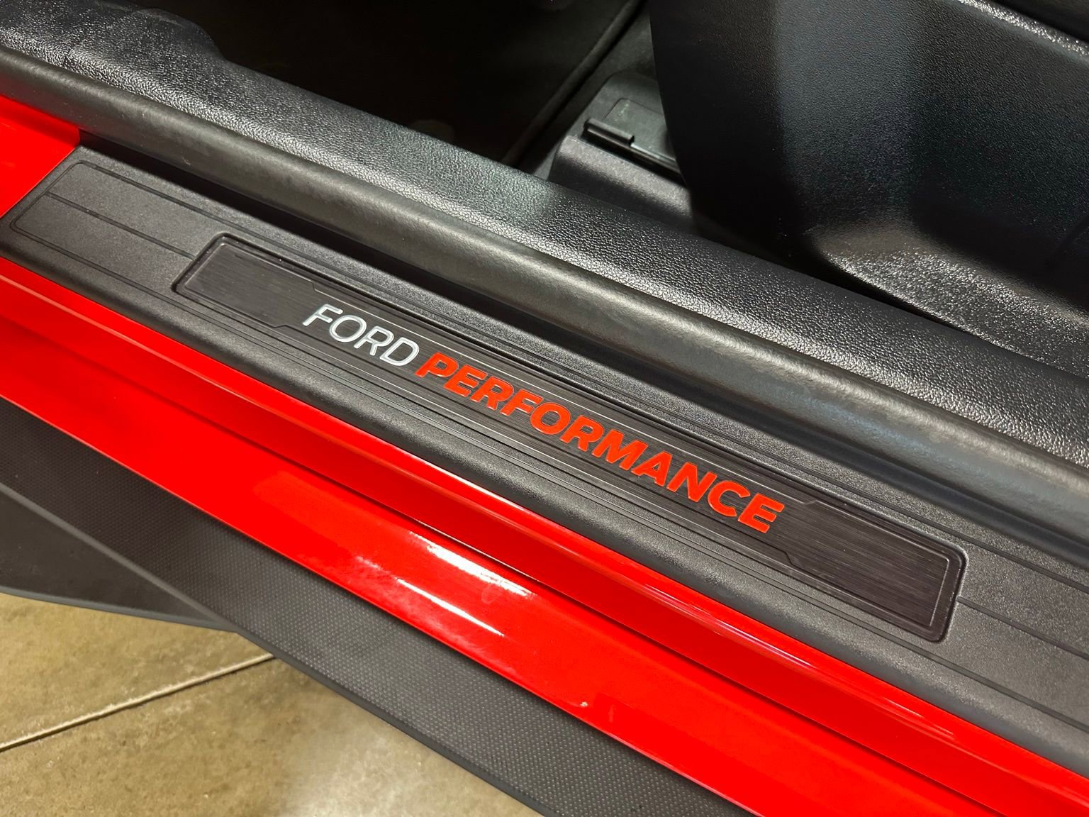Used 2021 Ford Mustang Shelby GT500 w/ Technology Package RWD image 15