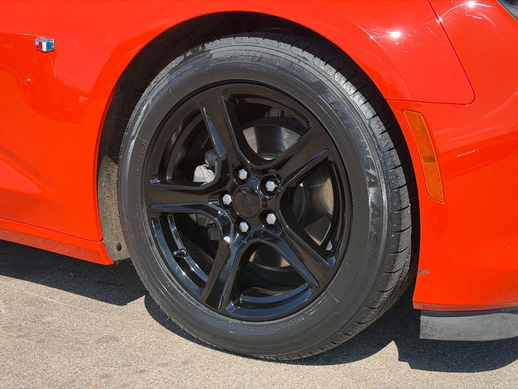 Used 2020 Chevrolet Camaro LT image 23