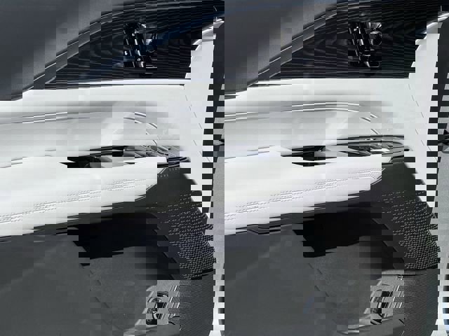 New 2026 Cadillac Lyriq Sport image 20