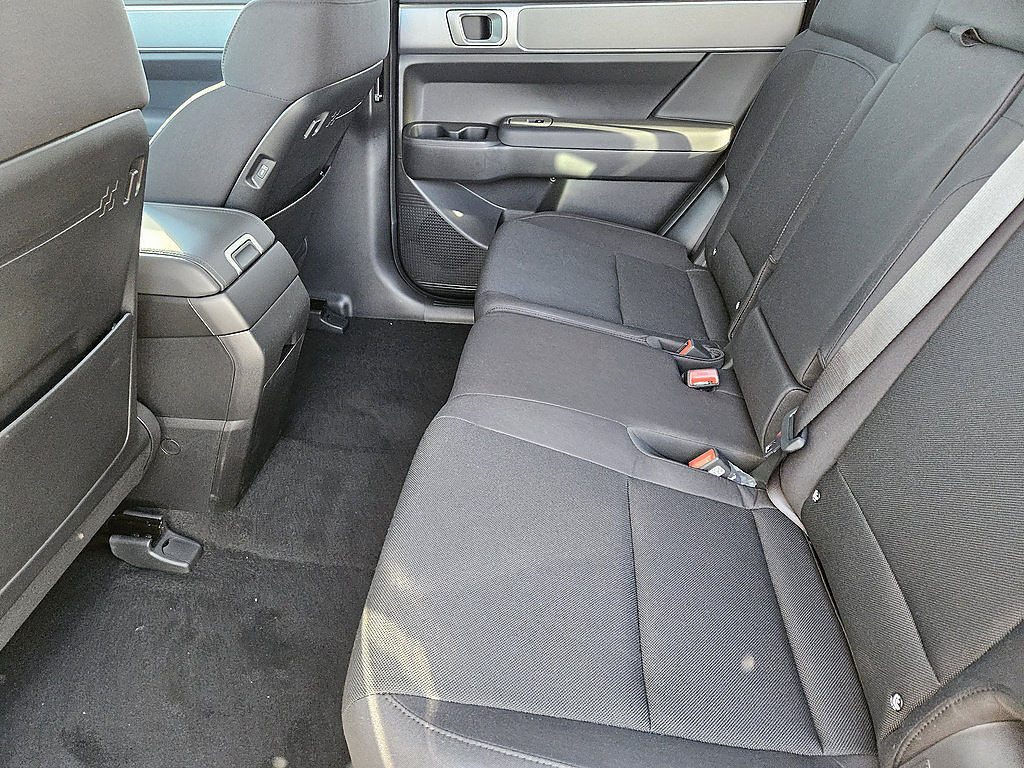 New 2026 Hyundai Santa Fe SE FWD image 30