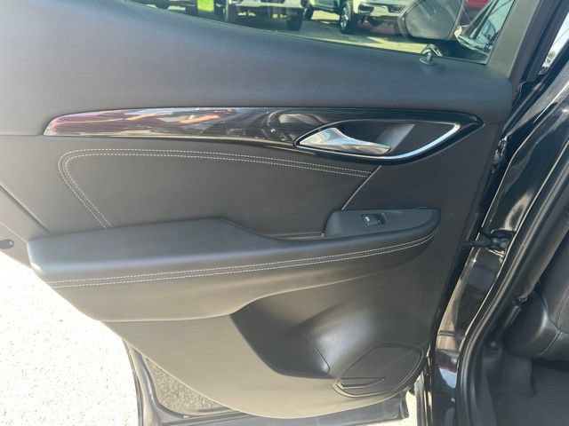 Used 2023 Buick Envision Essence w/ Sport Touring Package AWD/4WD image 28