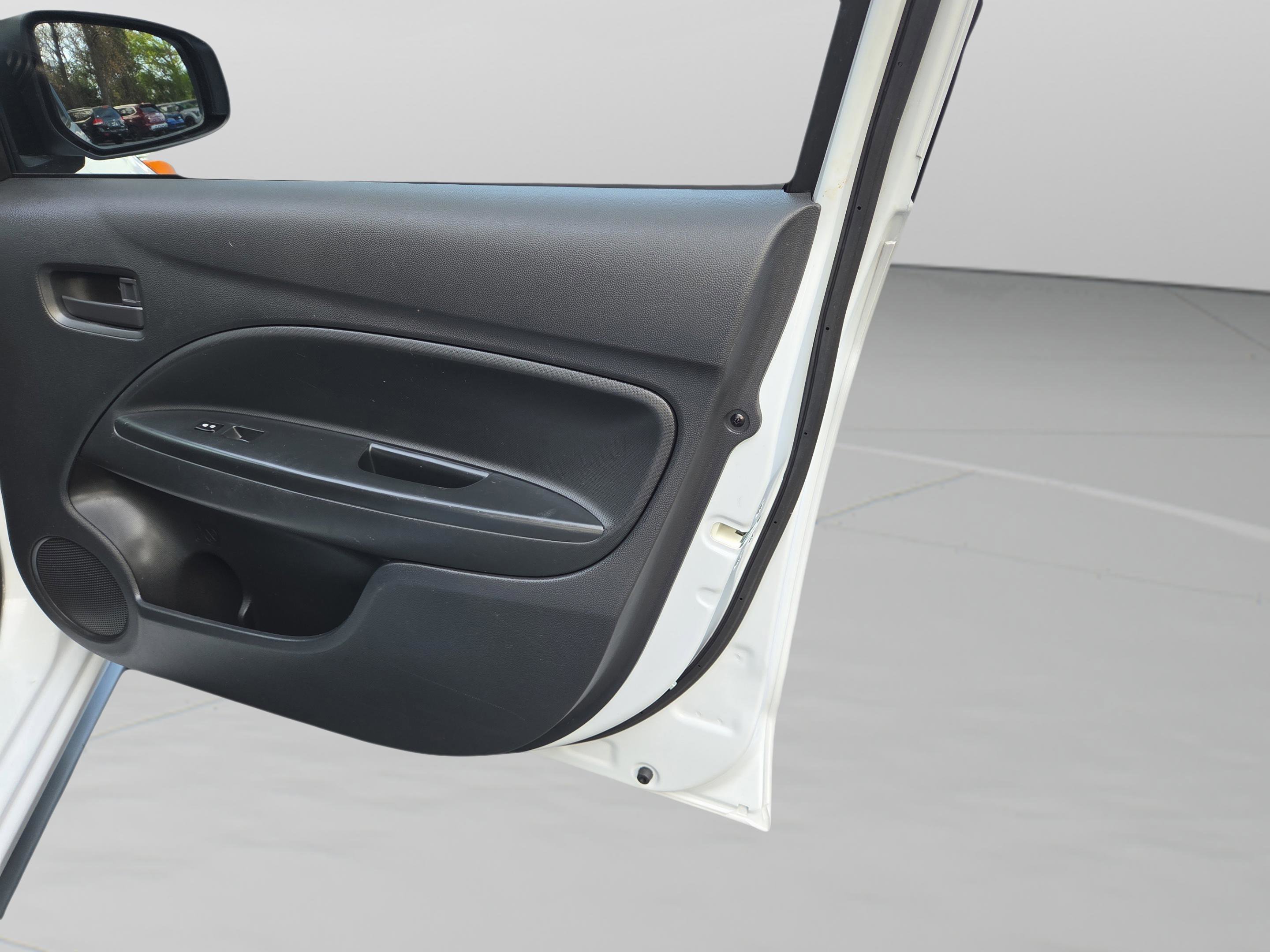 Used 2024 Mitsubishi Mirage G4 Black Edition image 34