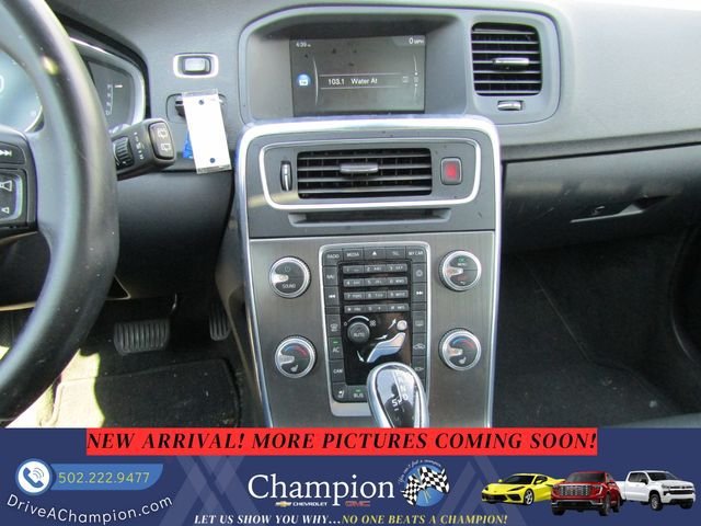 Used 2015 Volvo V60 T5 Premier FWD image 16