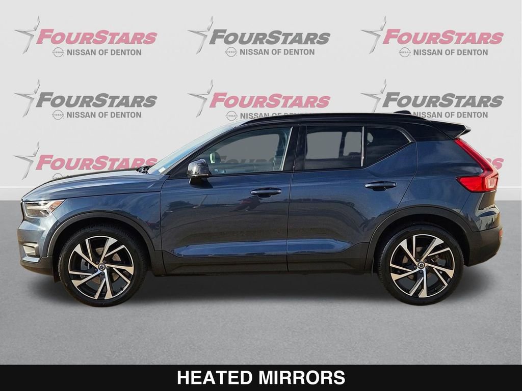 Used 2022 Volvo XC40 T5 R-Design w/ Climate Package image 8