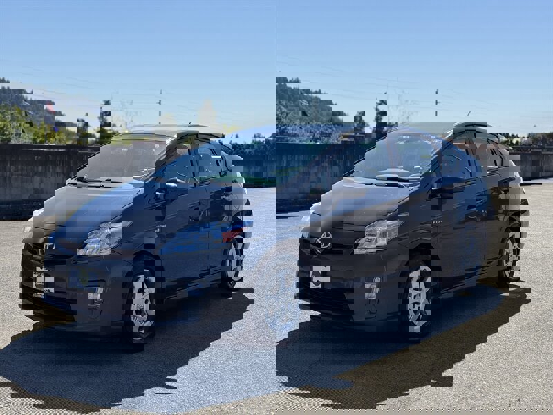 Used 2011 Toyota Prius Two image 1