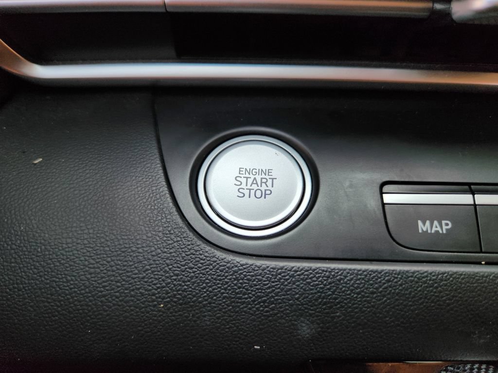 Used 2023 Hyundai Elantra SEL w/ Convenience Package FWD image 20
