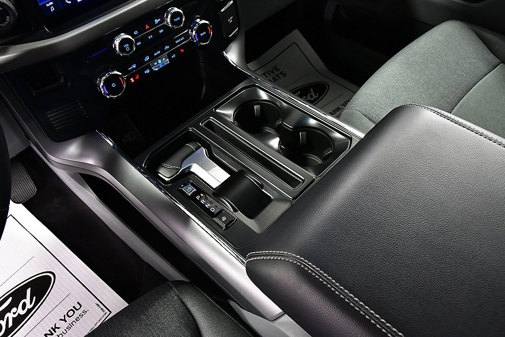 Used 2025 Ford F150 Lightning XLT image 26