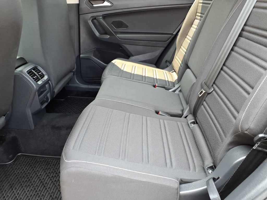 Used 2022 Volkswagen Tiguan S AWD/4WD image 15