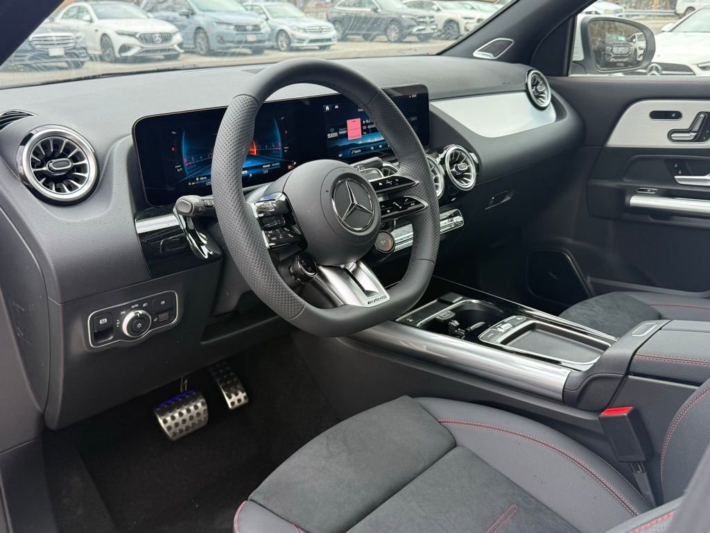 New 2026 Mercedes-Benz GLA 35 AMG 4MATIC image 23