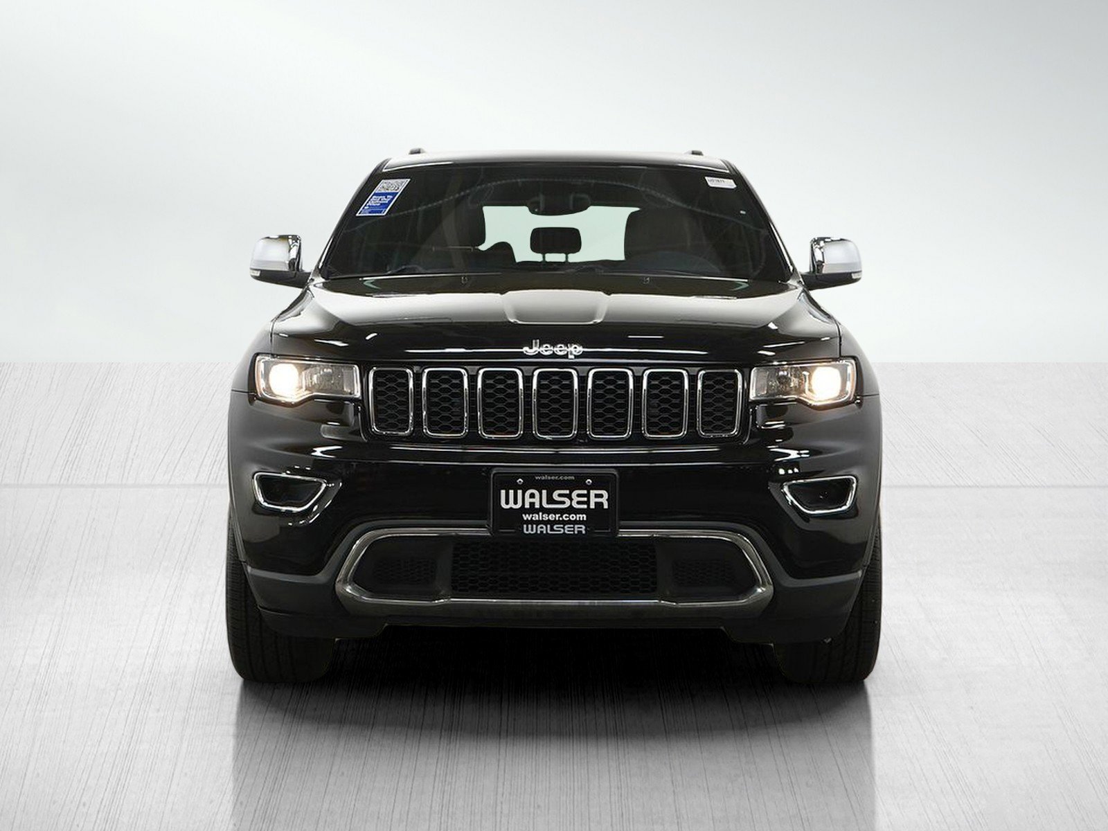Used 2017 Jeep Grand Cherokee Limited w/ Trailer Tow Group IV AWD/4WD image 8