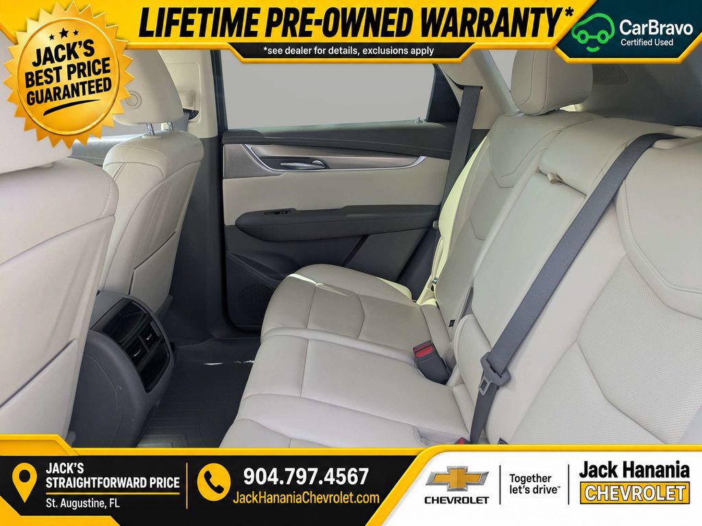 Used 2022 Cadillac XT5 Premium Luxury w/ Technology Package FWD image 14
