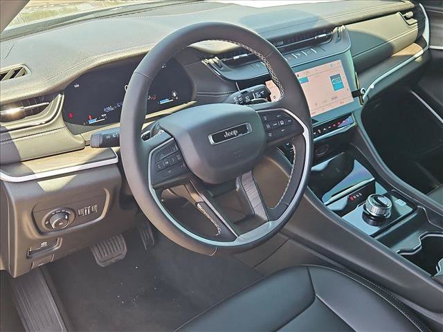 New 2026 Jeep Grand Cherokee Limited w/ Limited Altitude Package RWD image 3