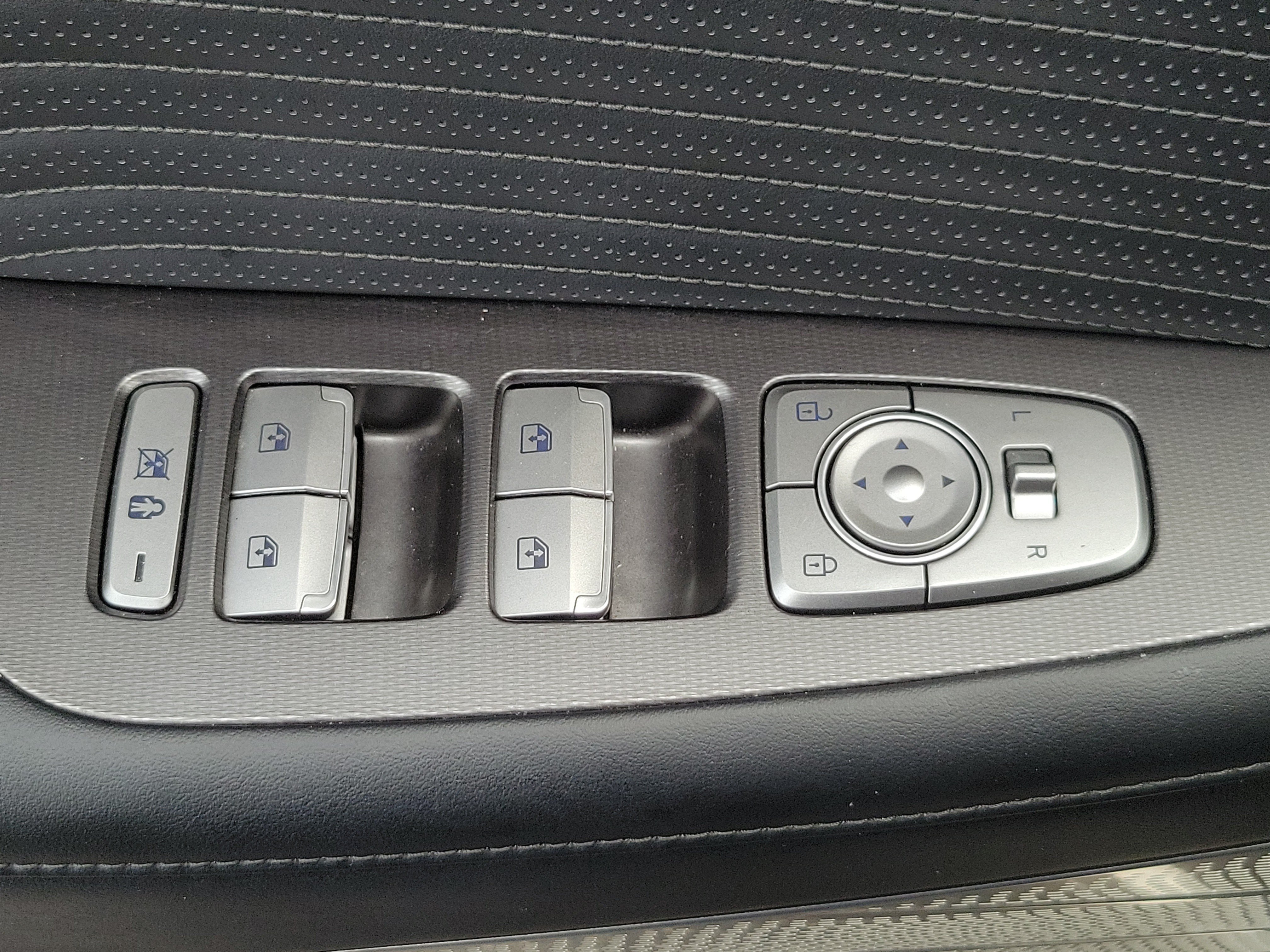 Used 2025 Hyundai Palisade Calligraphy AWD/4WD image 29