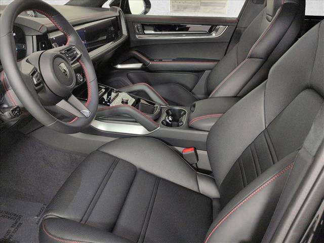 New 2026 Porsche Cayenne Turbo image 5