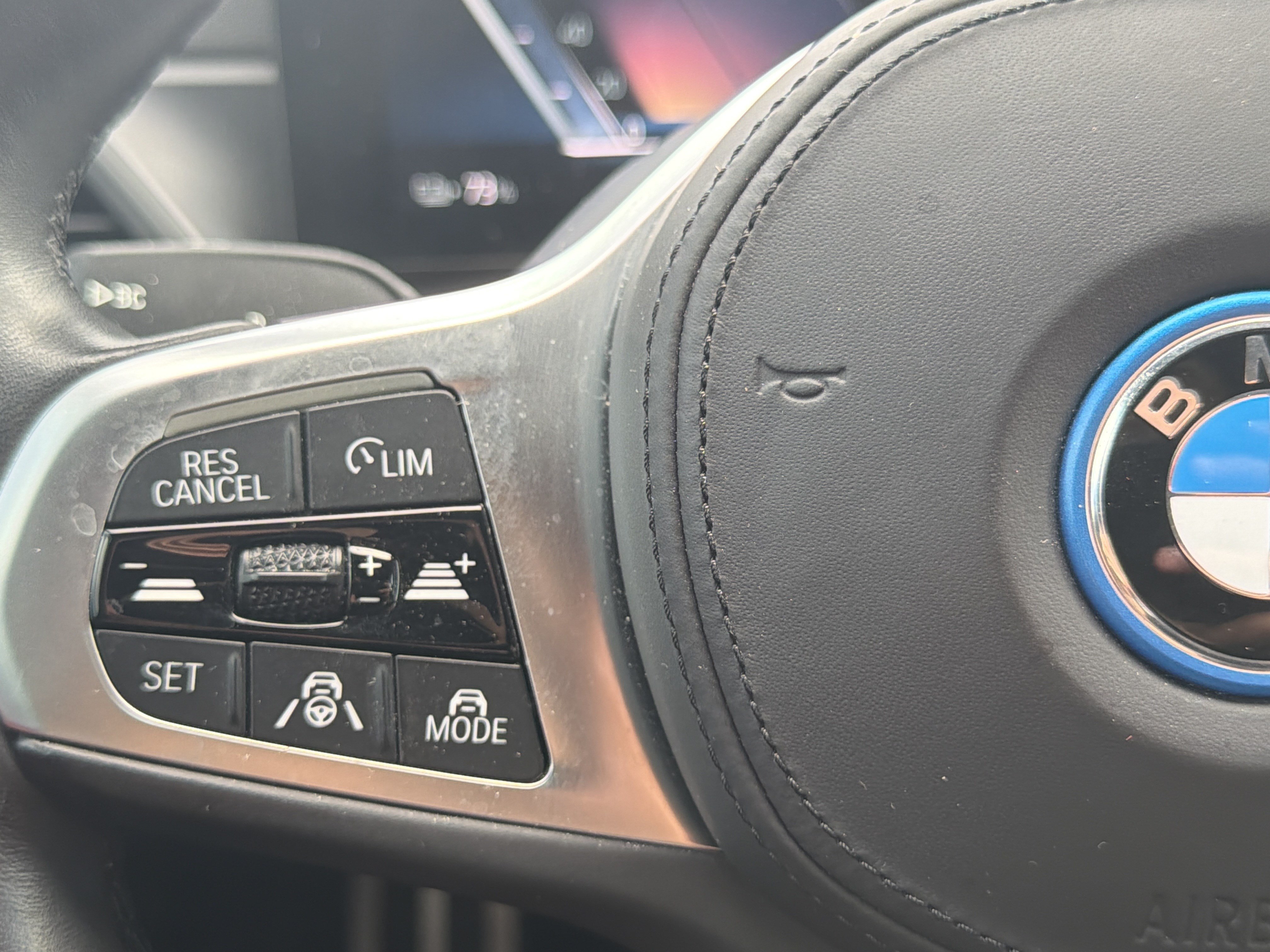 Used 2023 BMW i4 eDrive40 w/ M Sport Package RWD image 68