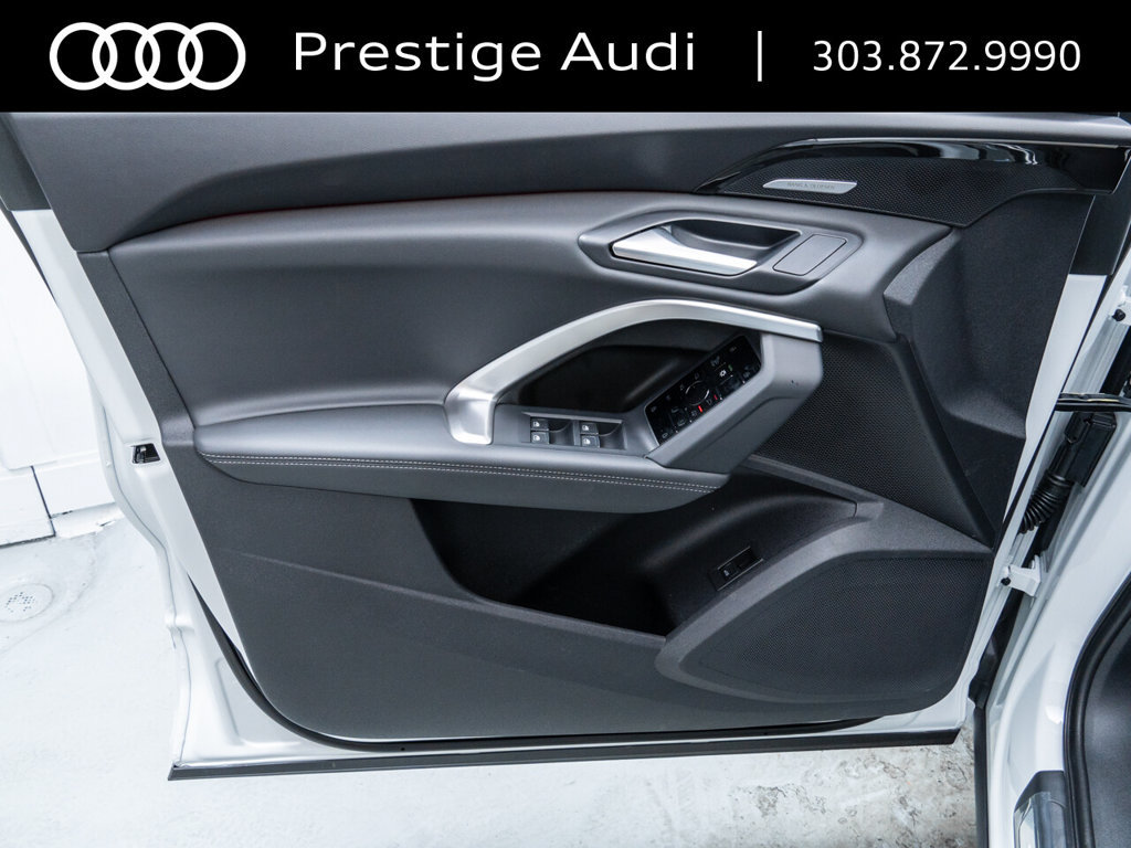 Used 2025 Audi Q5 Premium Plus w/ Premium Plus AWD/4WD image 22