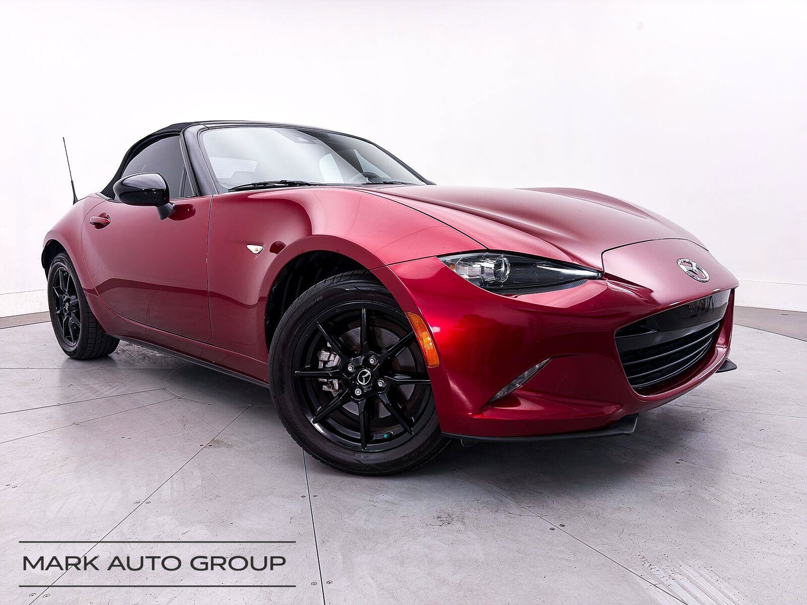 Used 2021 MAZDA MX-5 Miata Sport RWD image 1