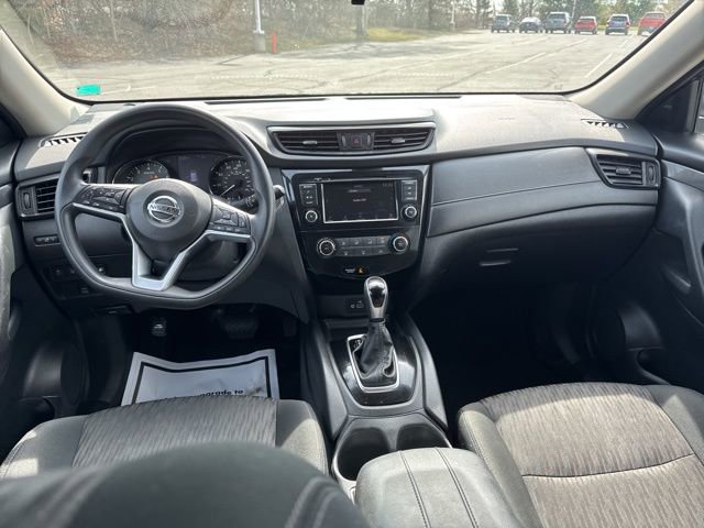 Used 2020 Nissan Rogue SV image 21