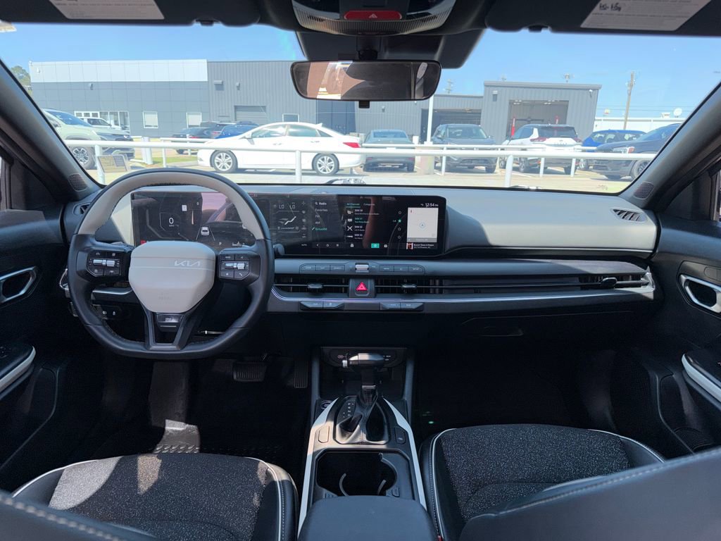 Used 2025 Kia K4 GT-Line image 15