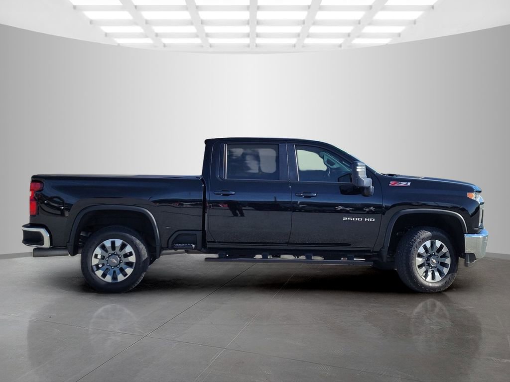 Used 2022 Chevrolet Silverado 2500 LT w/ All Star Edition image 3