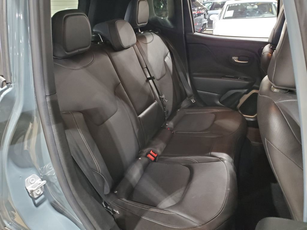Used 2017 Jeep Renegade Trailhawk image 19