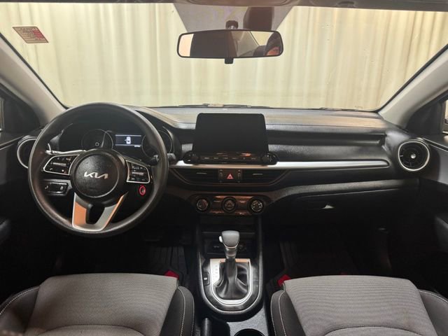 Used 2024 Kia Forte LXS w/ LXS Technology Package image 25