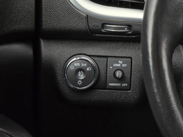 Used 2016 Chevrolet Traverse LTZ image 21