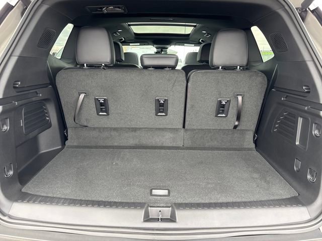 New 2026 GMC Acadia AT4 w/ Luxury Package image 22