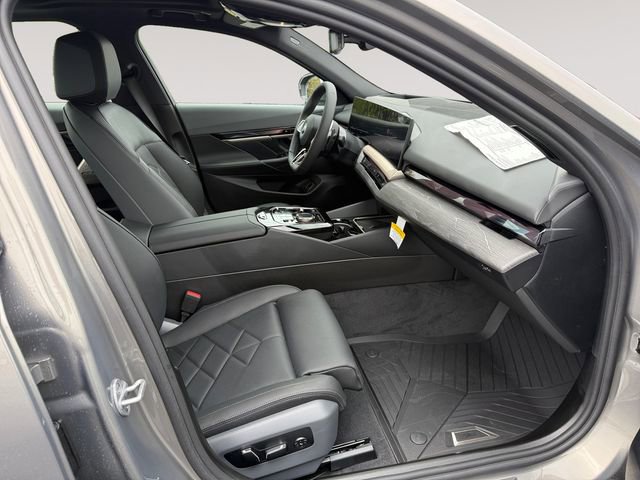 New 2027 BMW 540i xDrive AWD/4WD image 15