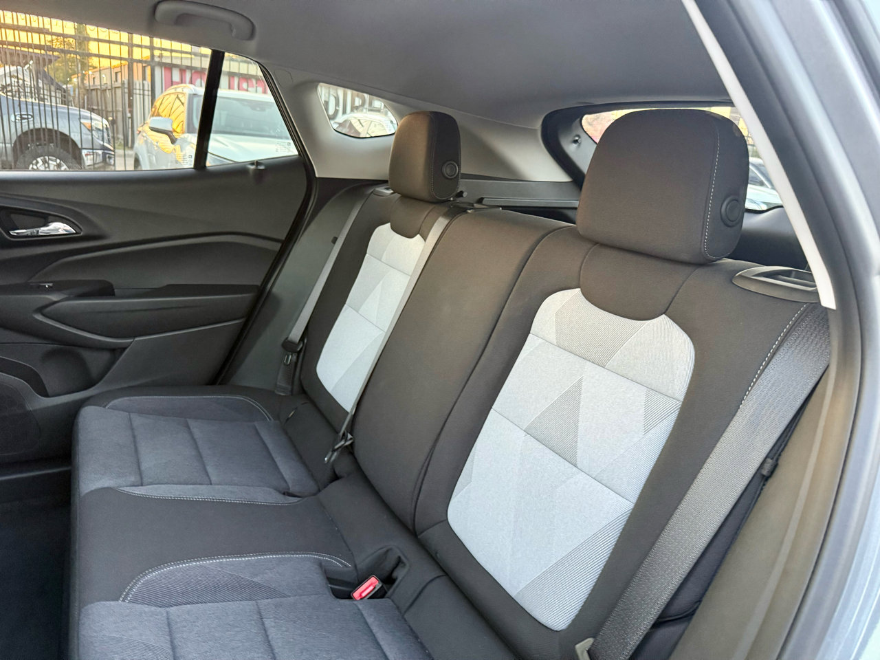 Used 2024 Chevrolet Trax LS w/ LS Convenience Package image 23