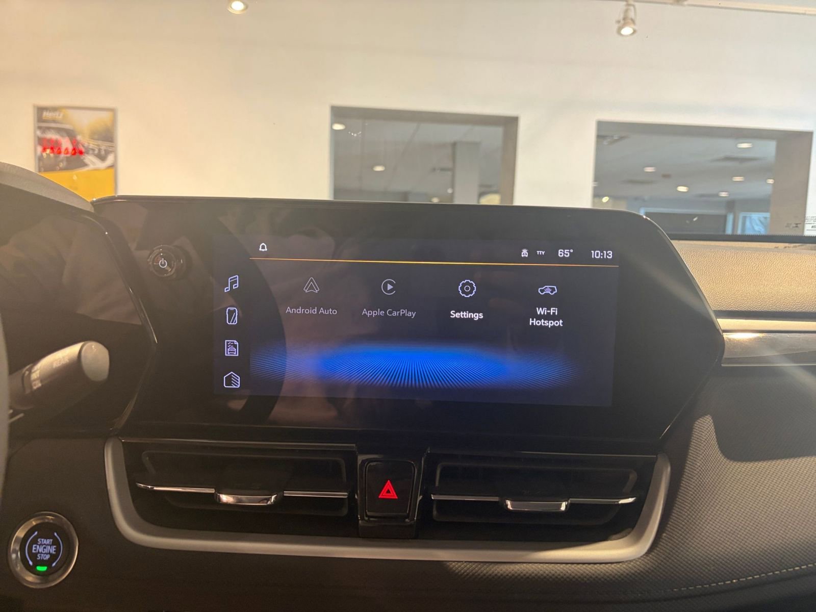 Used 2025 Chevrolet TrailBlazer LT image 21