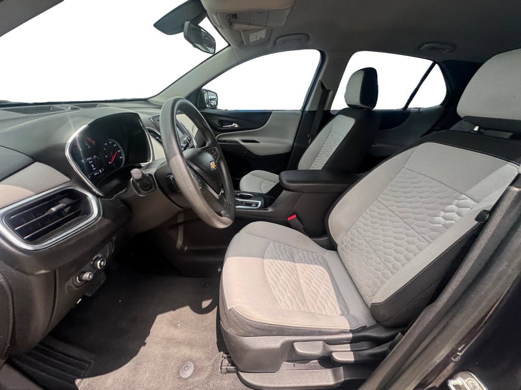 Used 2018 Chevrolet Equinox LS FWD image 10