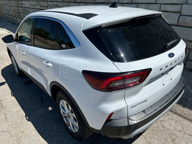 Used 2023 Ford Escape Active AWD/4WD image 4