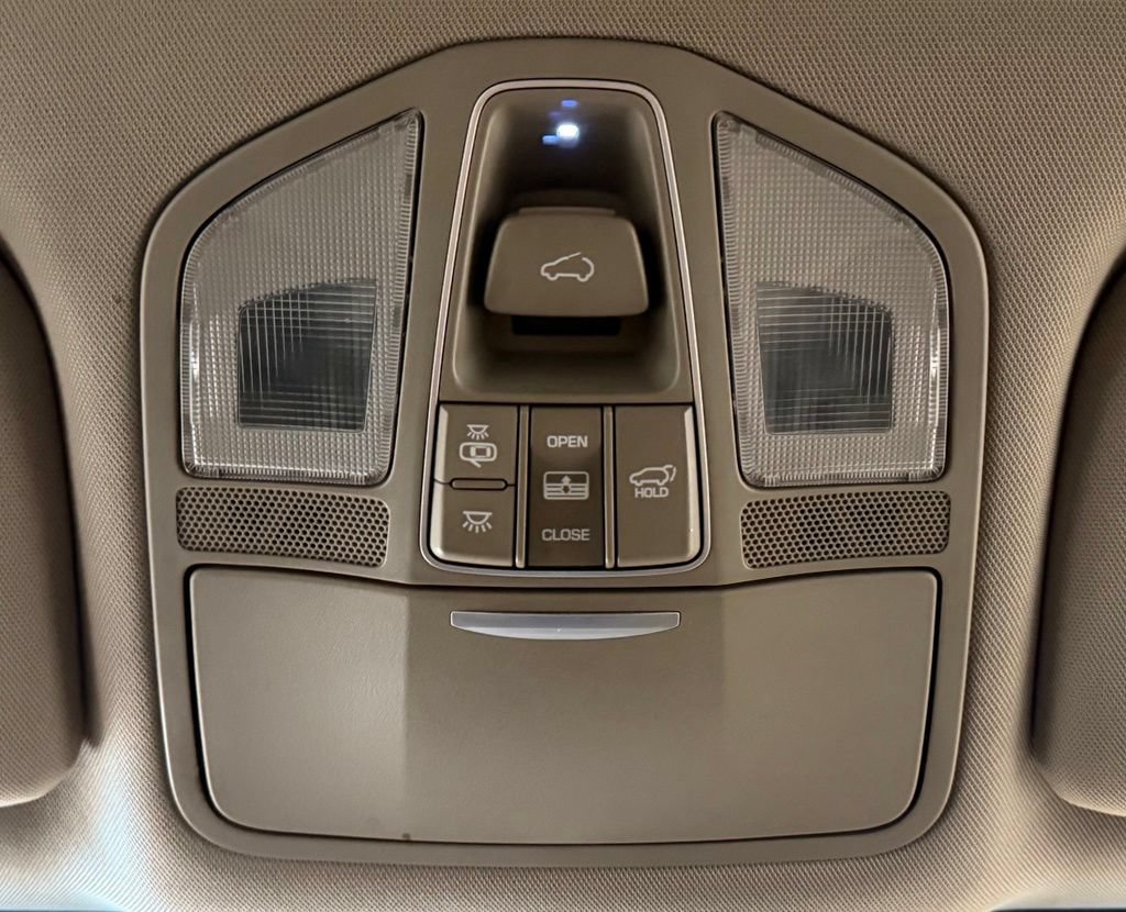 Used 2019 Hyundai Santa Fe XL FWD image 26