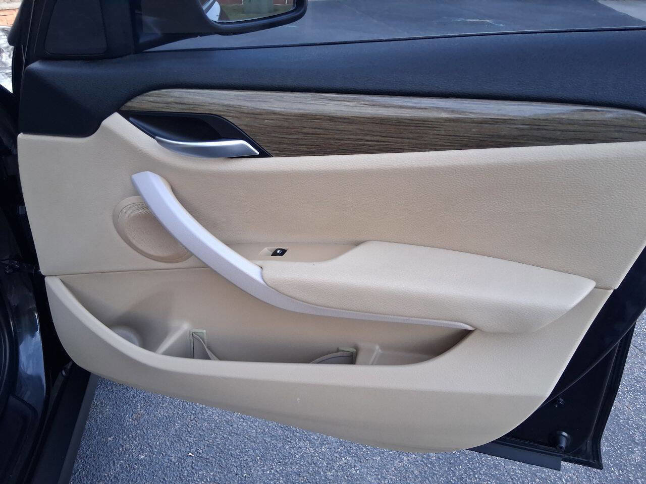 Used 2015 BMW X1 sDrive28i image 19