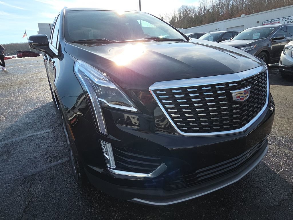 Used 2025 Cadillac XT5 Premium Luxury image 11