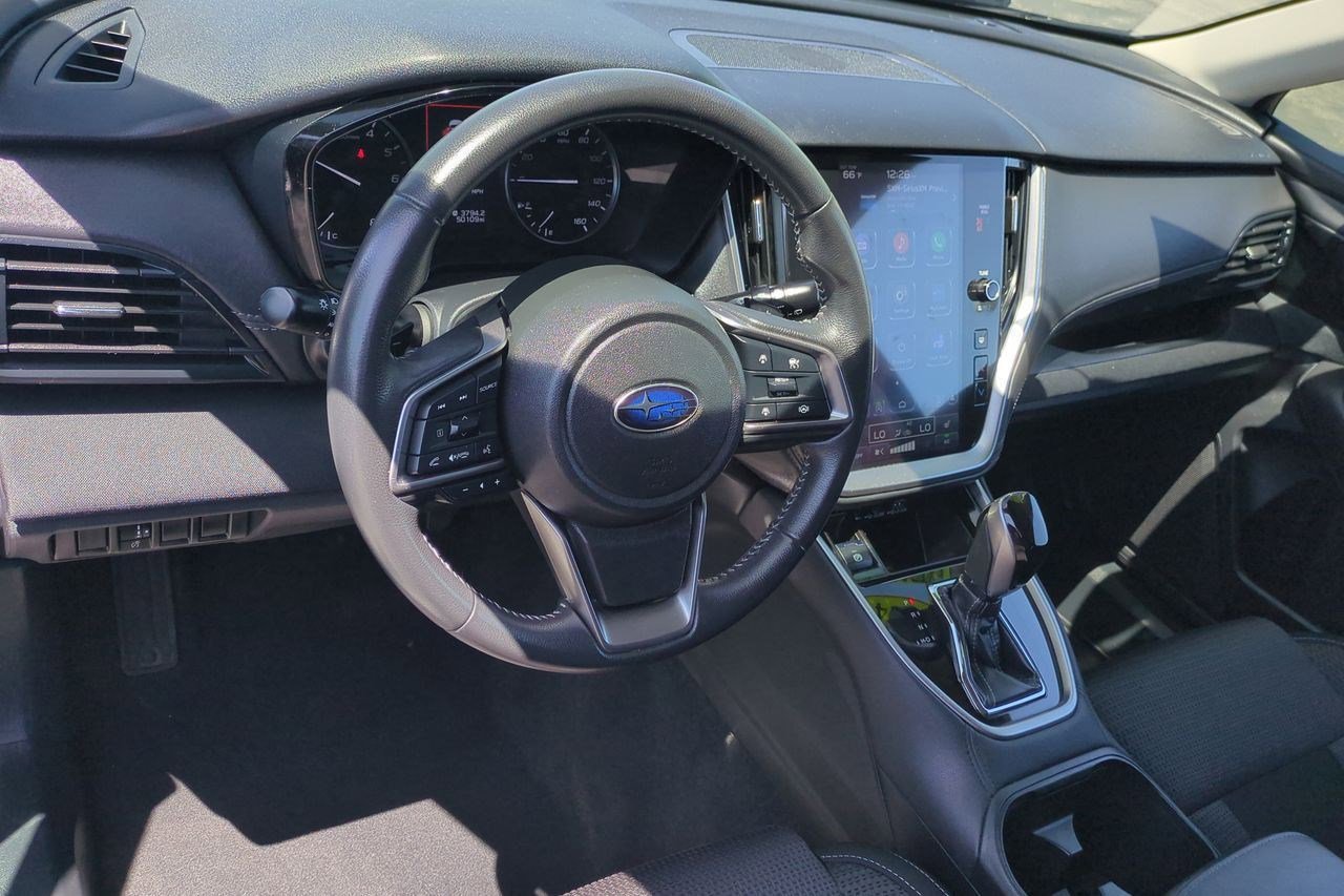 Used 2024 Subaru Outback Premium AWD/4WD image 10