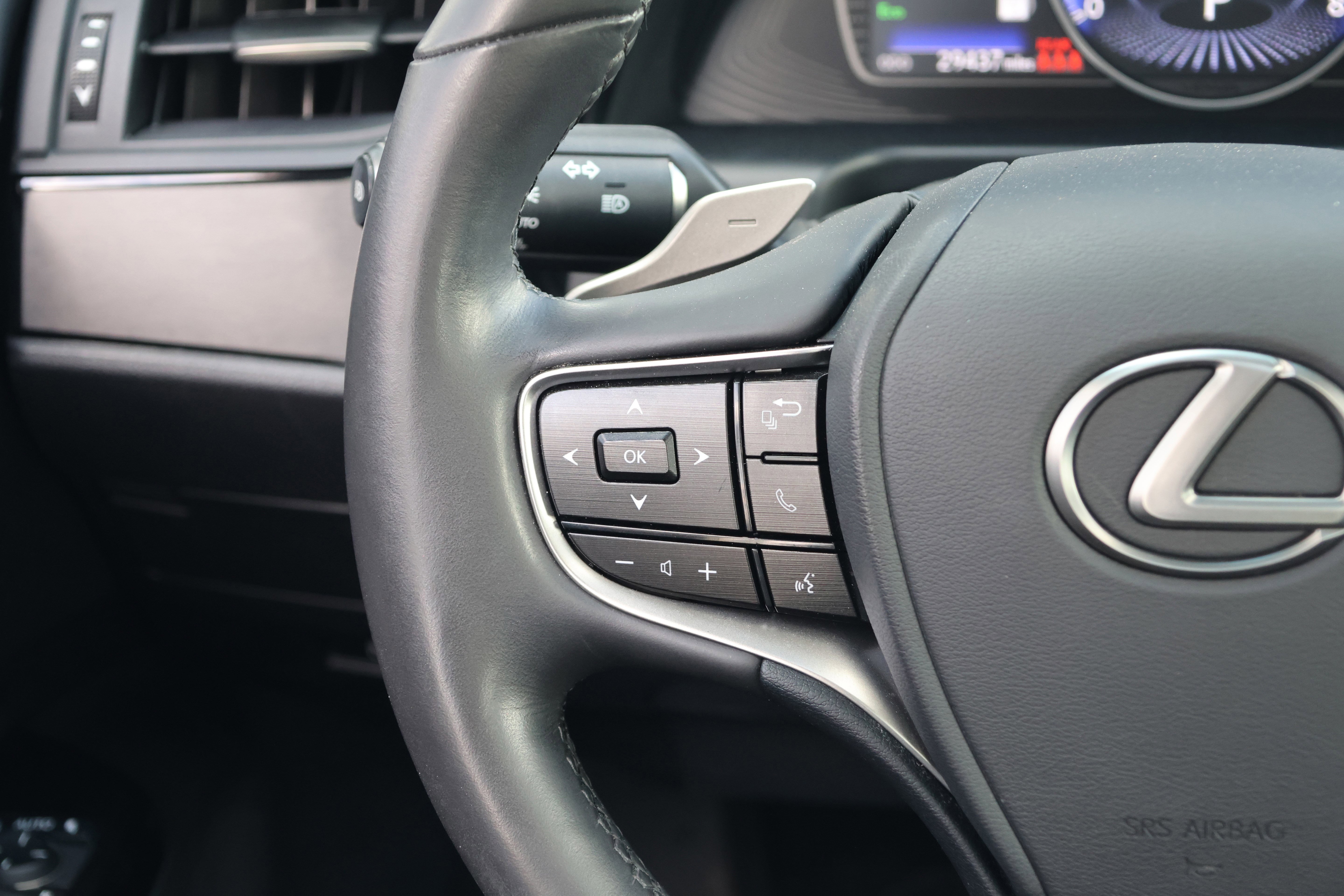 Used 2023 Lexus ES 350 w/ Premium Package image 17