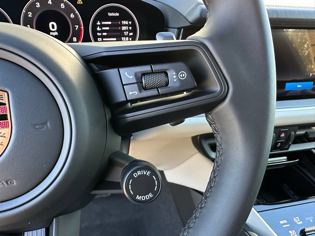 Used 2026 Porsche Cayenne S AWD/4WD image 16