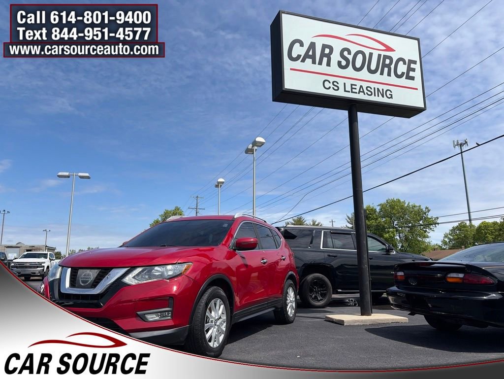 Used 2017 Nissan Rogue S FWD image 1