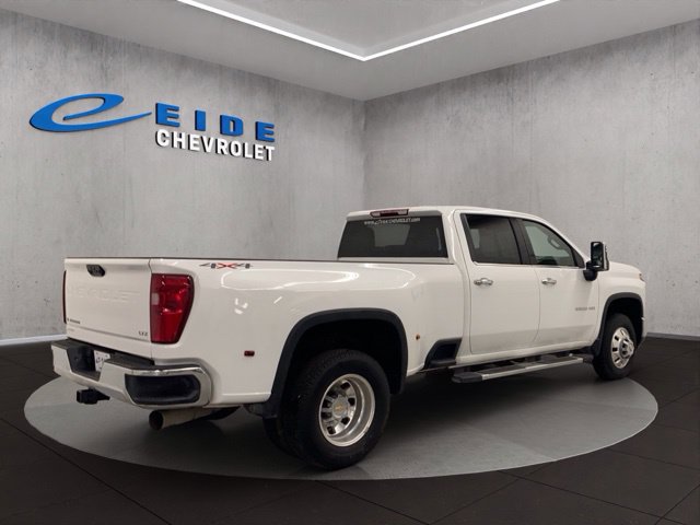 Used 2026 Chevrolet Silverado 3500 LTZ w/ LTZ Convenience Package AWD/4WD image 16