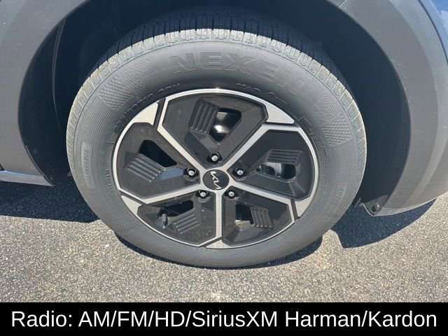 Used 2026 Kia Niro EX w/ EX Premium Package FWD image 5